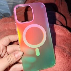 Apple Gradient MagSafe Case - Pink and Green